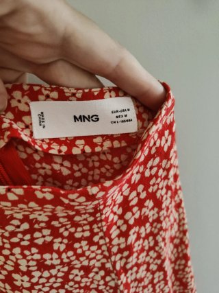 Falda floral Mango Talla M
