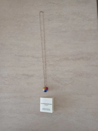 Collana in argento 925 con ciondolo.