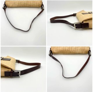 Fendi Zucca Canvas Baguette Borsa Beige Marrone
