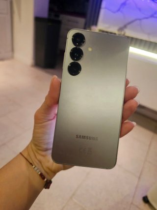 Samsung Galaxy S25 Plateado