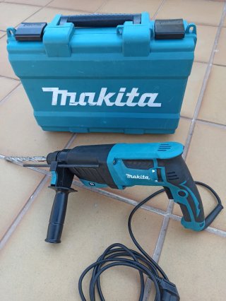 Martillo Makita HR2630