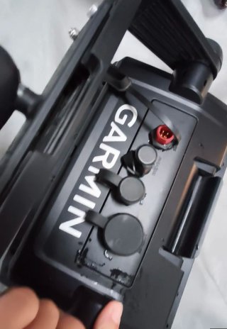 Sonda Garmin ECHOMAP UHD 93sv + LIVESCOPE