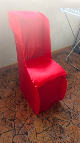Silla Diseño Tacón Aguja Rojo