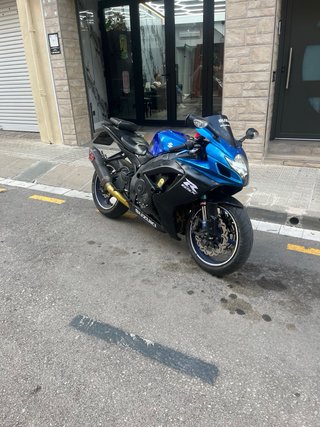 Suzuki GSXR 600 K7 44.000km