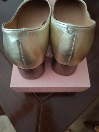 Zapatos dorados mujer tacón