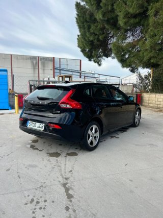 Volvo V40 2015