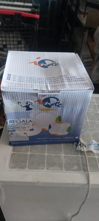Vajilla cerámica multicolor 18 piezas A estrenar