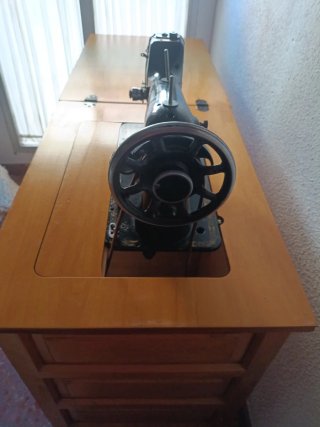 Máquina de coser Sigma antigua