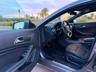 Mercedes-Benz Clase CLA 2015