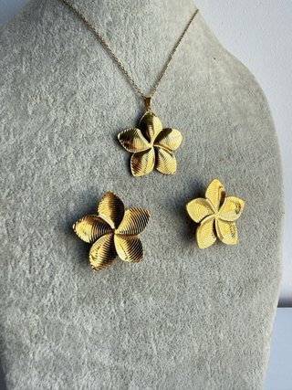 COLGANTE Y PENDIENTES