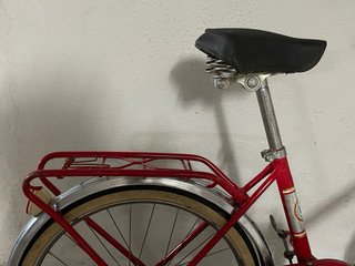 Bicicleta BH roja