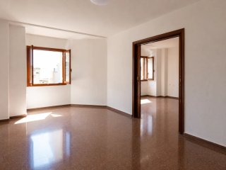 PISO ZONA PUEBLO CENTRO L'ELIANA 180M²