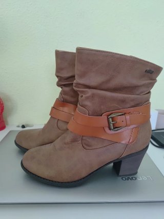 Botines Mustang Marrones