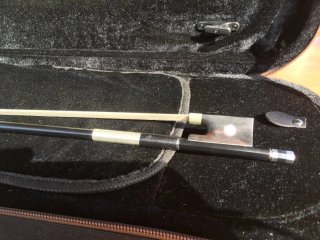 Violín de estudio 4/4 Thomann con maletín