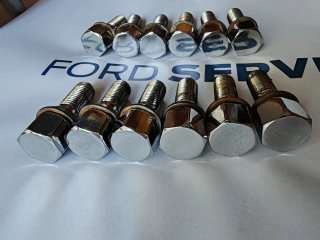 Juego de tornillos ford