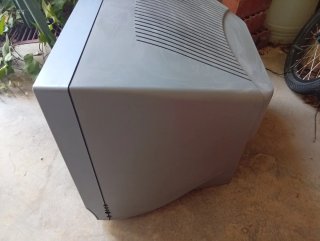 Televisor Loewe gris