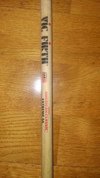Baquetas batería concierto Charlie Puth Barcelona