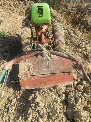 Motocultor con fresa PASQUALI