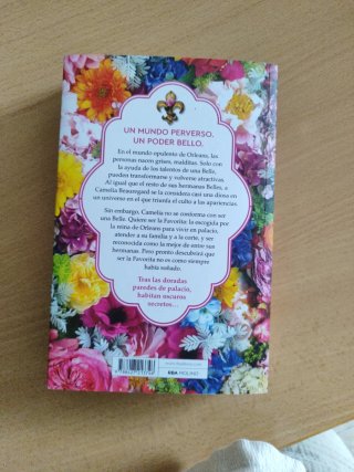 Libro Bellas de Dhonielle Clayton