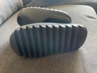 Chanclas Yeezy Adidas Grises Nuevas