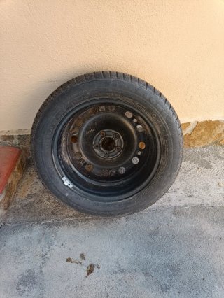 Rueda de coche