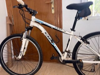 Bicicleta de Montaña BH Over-X