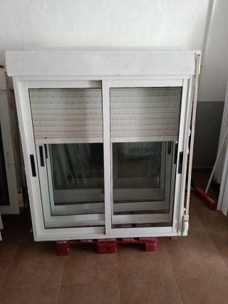 5 Ventanas Cristal Normal Con Persiana