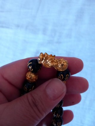 Bracciale portafortuna cinese nero e oro
