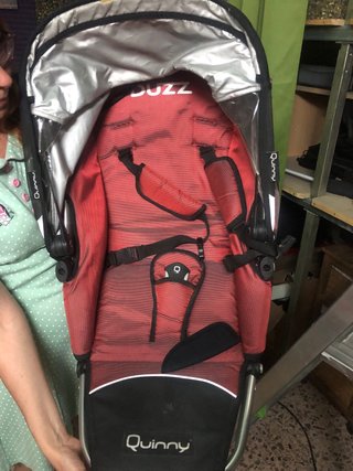 Quinny carrito de bebé con capazo y silla