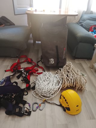 Equipo de verticales Beal y Petzl