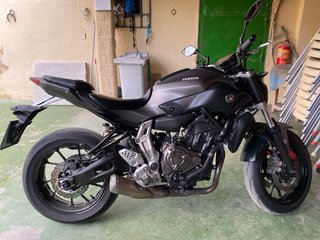 Yamaha MT-07 Negra/Gris