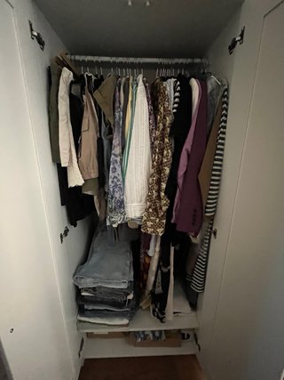 Guardaroba Ikea a 3 ante con specchio