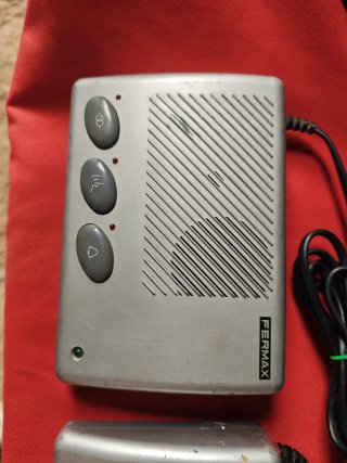 2 Intercomunicadores Fermax