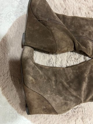 Botas de cuña piel serraje Zara