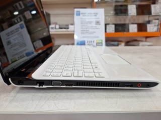 Portatile Sony Vaio PCG-SVE151G17M in buone condizioni