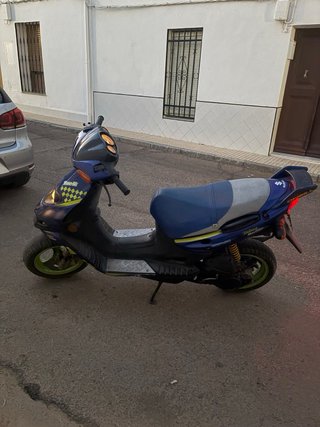 Suzuki Katana R