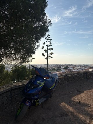 Suzuki Katana R