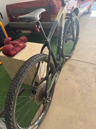Bicicleta Berria Bravo 29 Carbono