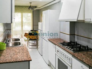 Piso en venta en Eixample Nord – La Devesa en Girona