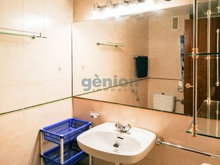 Piso en venta en Eixample Nord – La Devesa en Girona