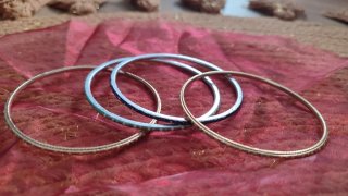 Set de pulseras variadas (Se regala pulsera verde)