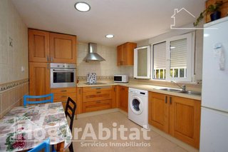 Chalet en venta en Urbanizaciones en Llíria