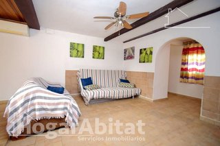 Chalet en venta en Urbanizaciones en Llíria