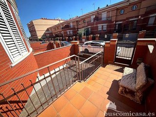 Casa adosada en venta en Carolina (La)