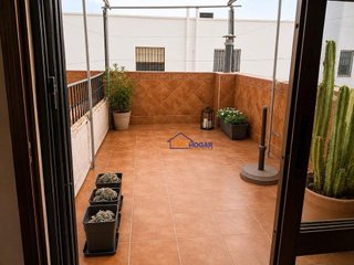 Casa adosada en venta en Plaza de la Luz en Ejido (El)
