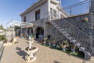 Chalet en venta en Huétor Vega