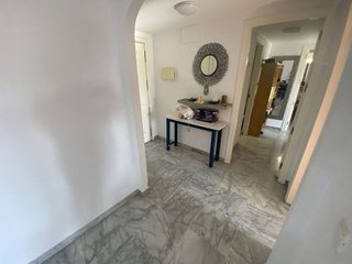 Piso en venta en Nueva Andalucía centro en Marbella