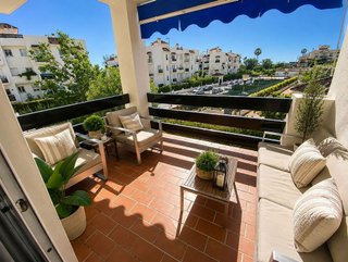 Piso en venta en Nueva Andalucía centro en Marbella