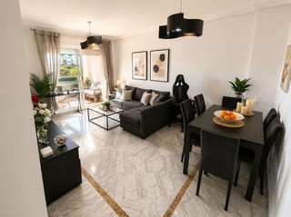 Piso en venta en Nueva Andalucía centro en Marbella