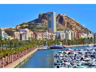 Piso en venta en Mercado en Alicante